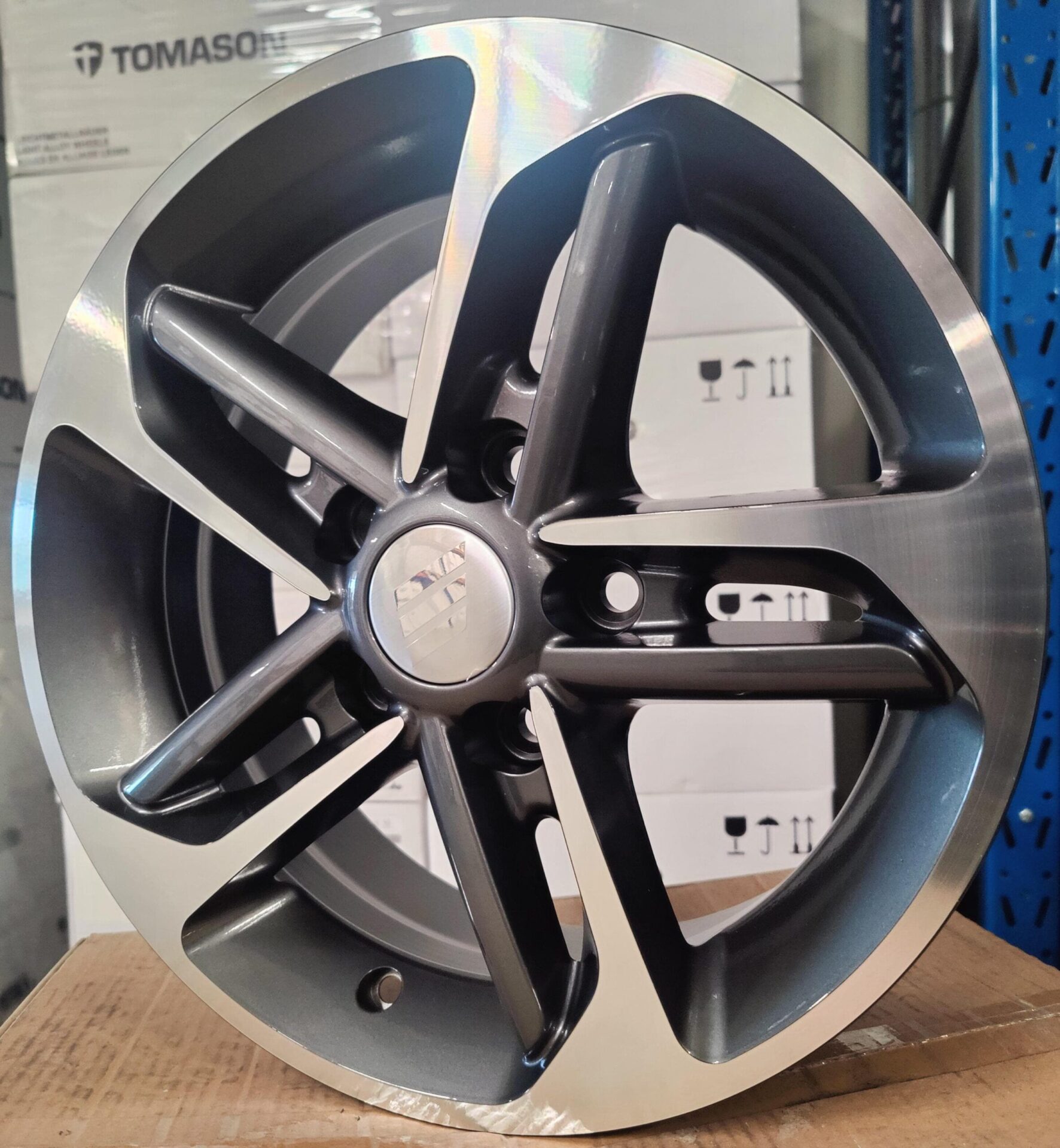 MAK GSM10 6J15 5X112 cb67 ET30 Anhtracite polished (hymer OEM)