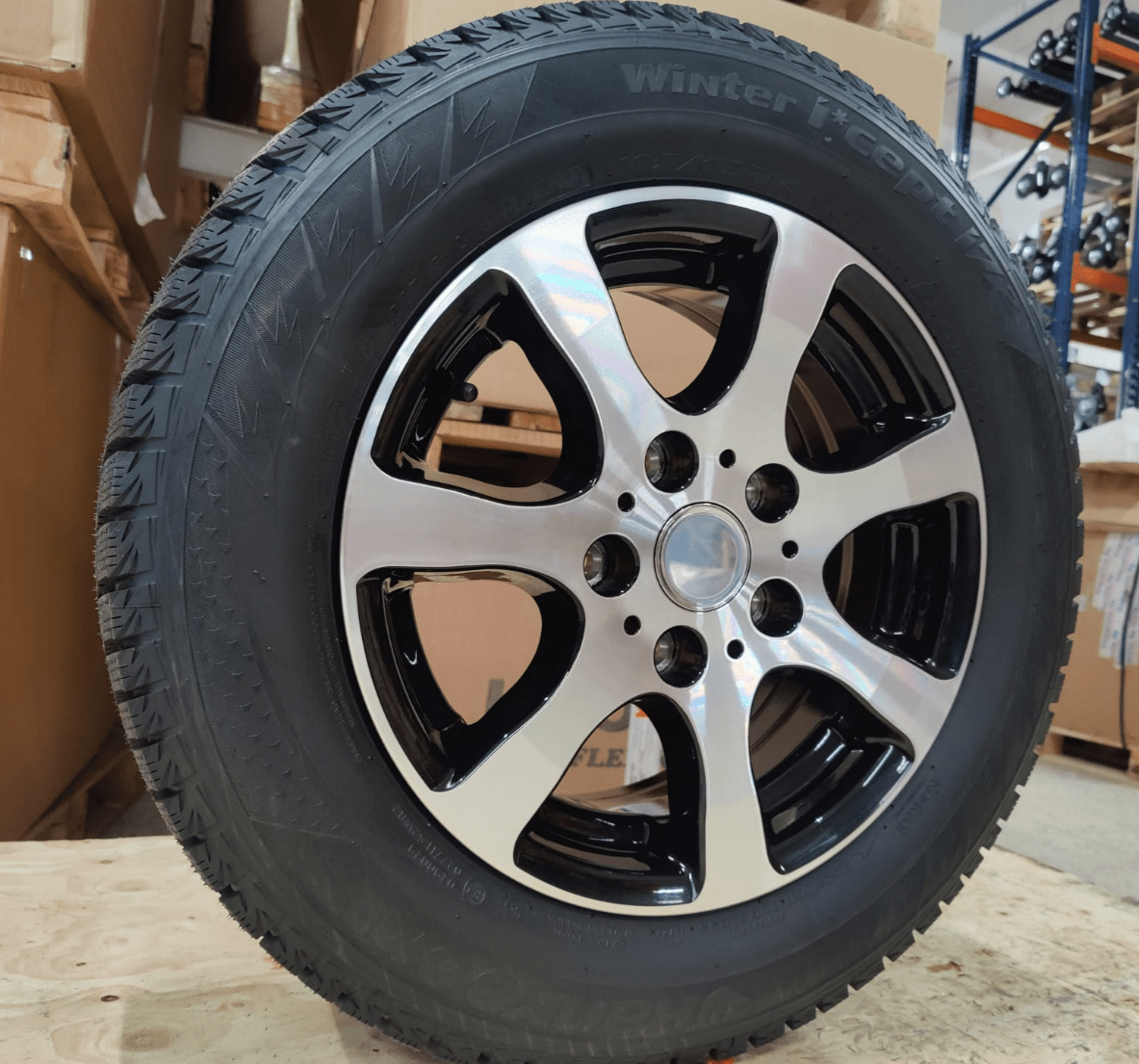 Tomason TR3 6,0x14" 5x112 ET30 Black Polished